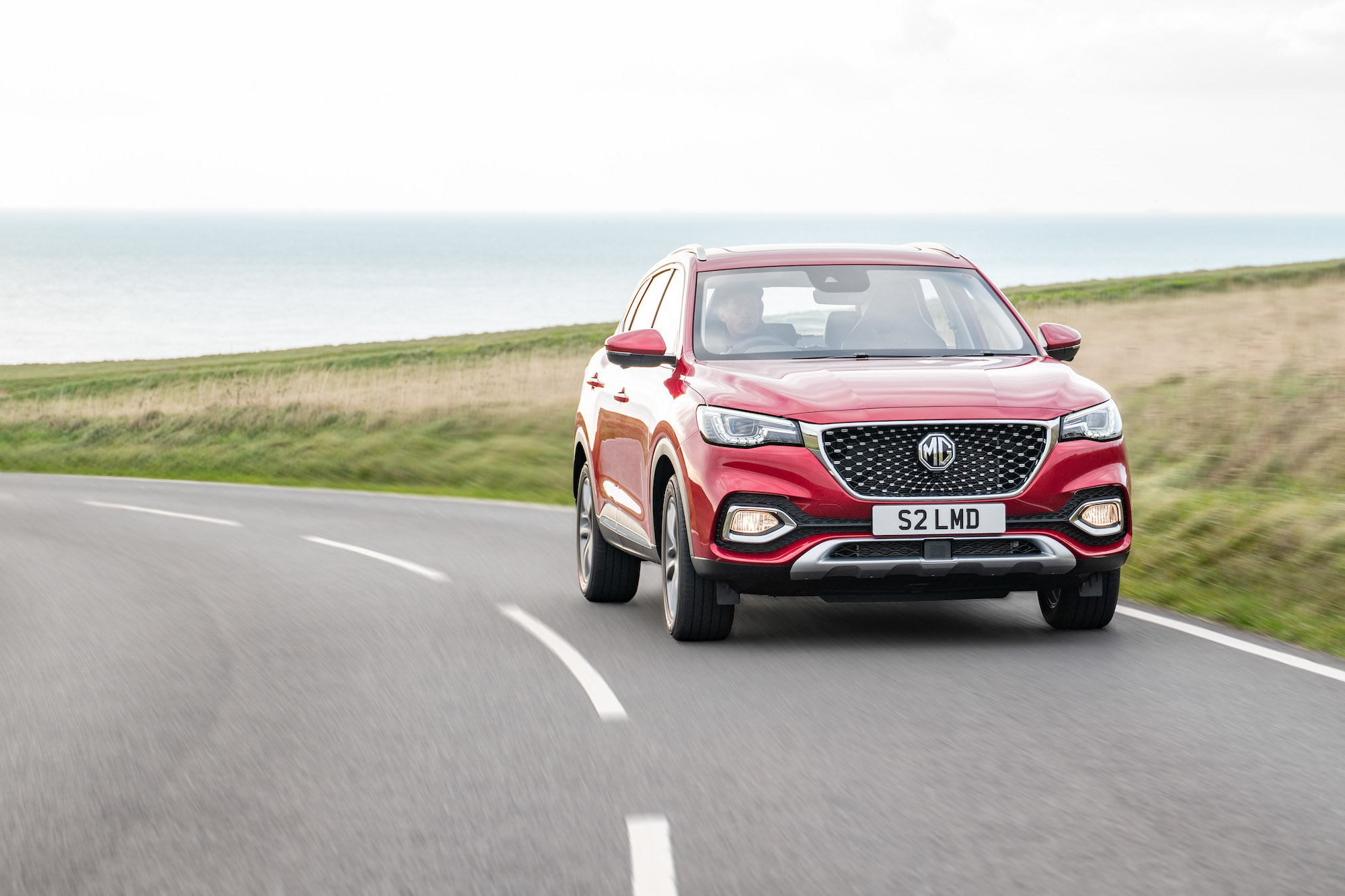 MG HS PHEV Review