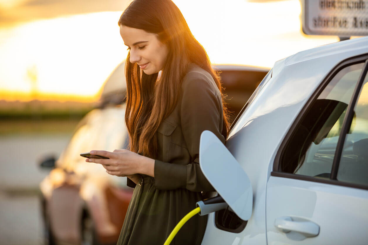 FAQs electric cars UK 2022