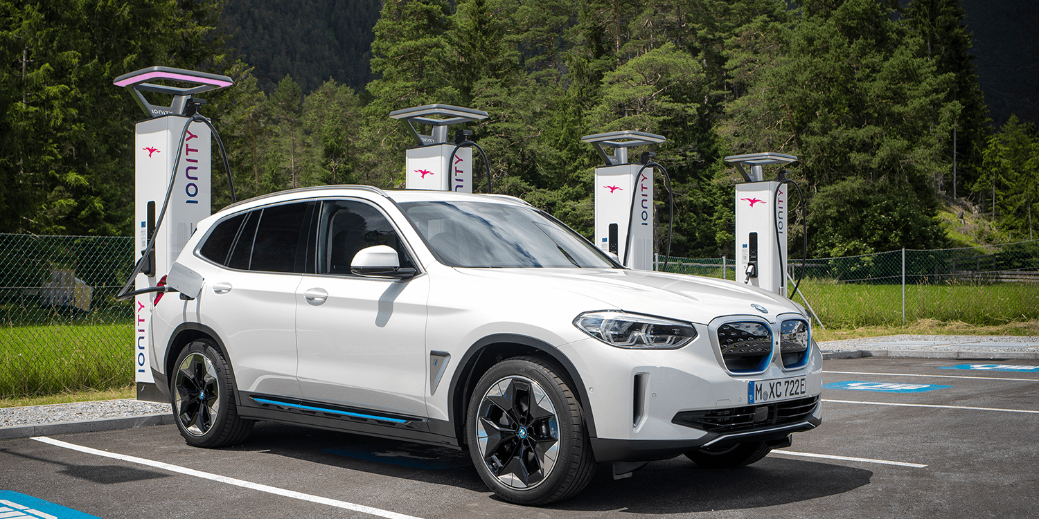bmw-ix3-ionity-ladestation-charging-station-2020-01-min