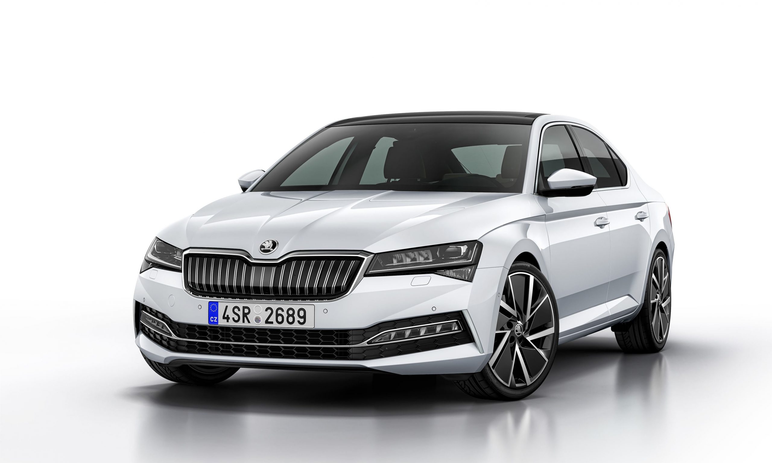 2313-SuperbiVproduction Skoda Superb iV